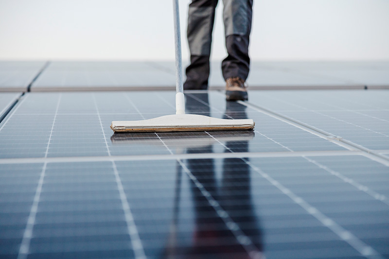 limpieza de paneles solares